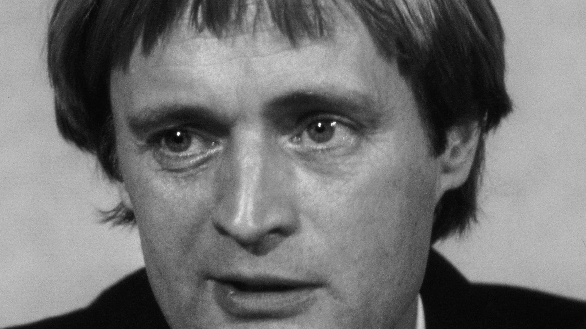 Title: David McCallum, Man from U.N.C.L.E.
Creator(s): Gotfryd, Bernard, photographer
Date Created/Published: [1982]
Medium: 1 photograph : color transparency ; 35mm (slide format)
Reproduction Number: LC-DIG-gtfy-02697 (digital file from original)
Rights