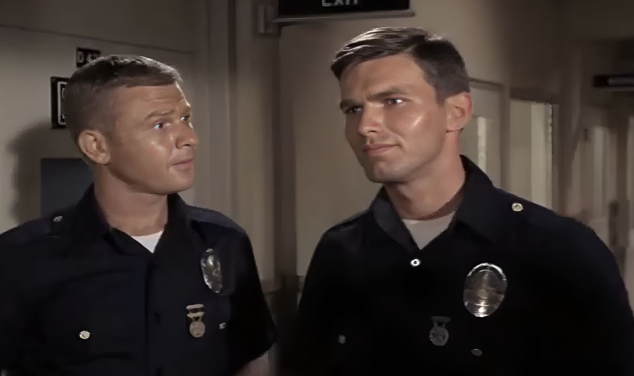 Screenshot from Adam-12 (1968–1975) 