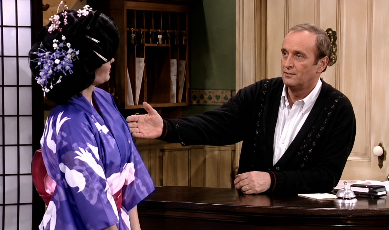 Screenshot from Newhart (1982-1990) 