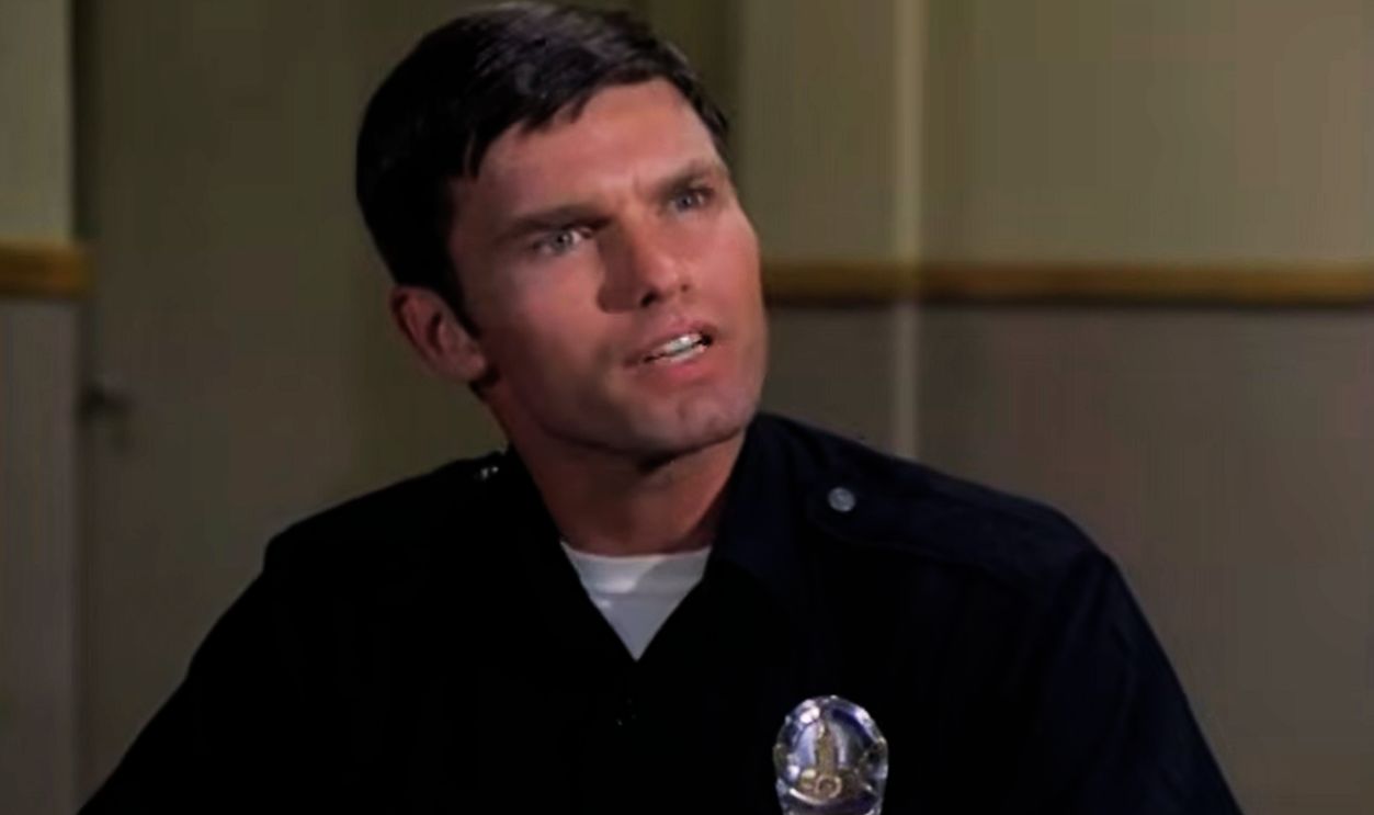 Screenshot from Adam-12 (1968–1975) 