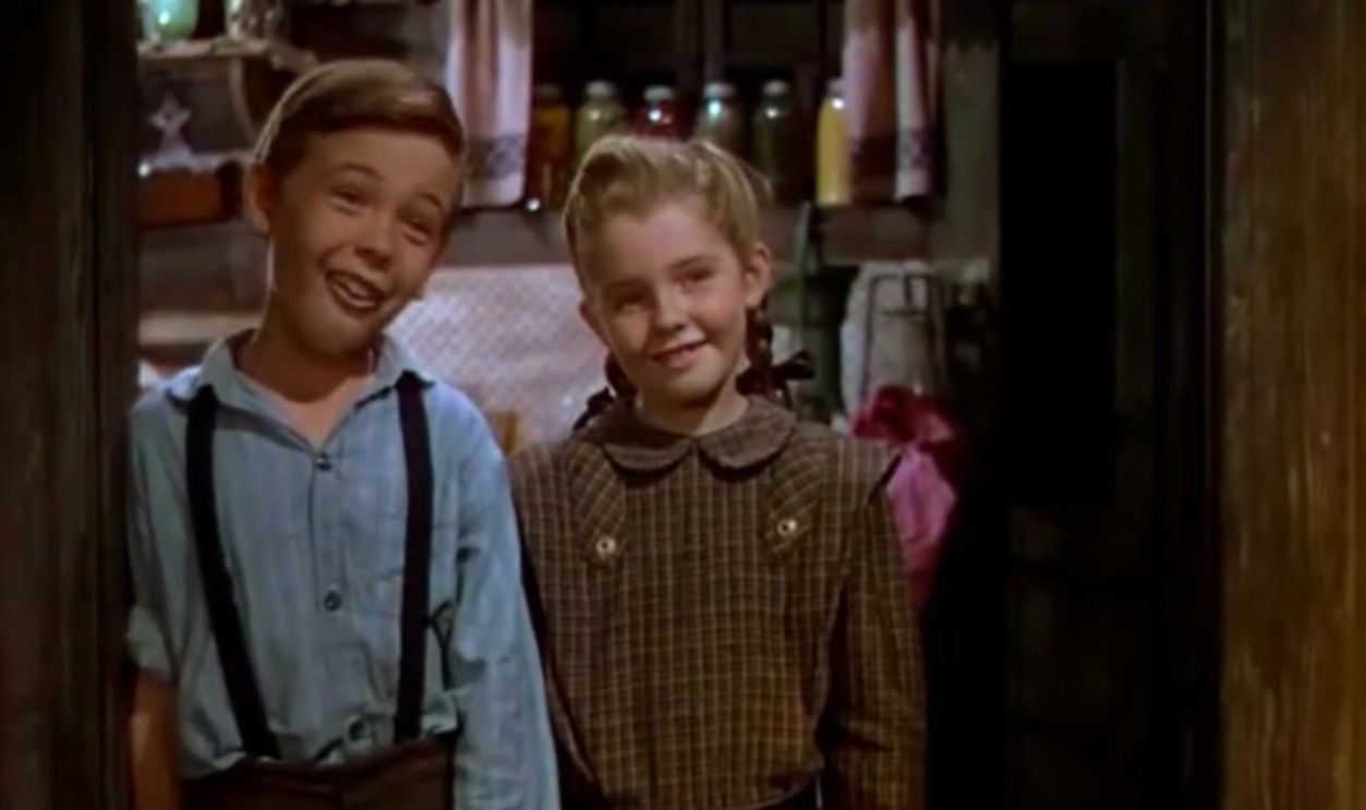 Screenshot from So Dear to My Heart (1948)
