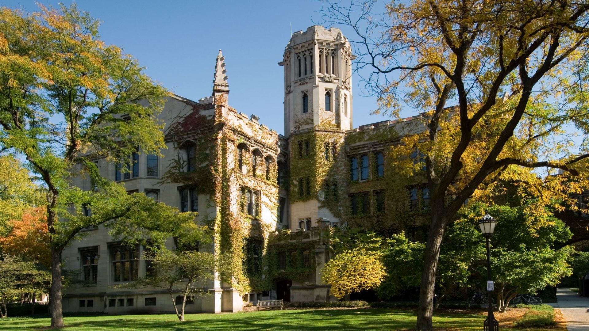 Julius Rosenwald Hall at the Hyde Park campus of the University of Chicago.Photo by Chuck Szmurlo taken October 28, 2007 with a Nikon D200 and a Nikon 12-24 f4 lens.