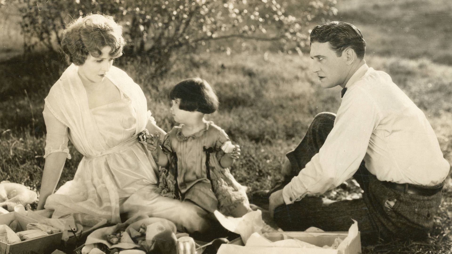 Still from the American crime drama film Fools First (1922).
Subjects: motion pictures, actors, actresses