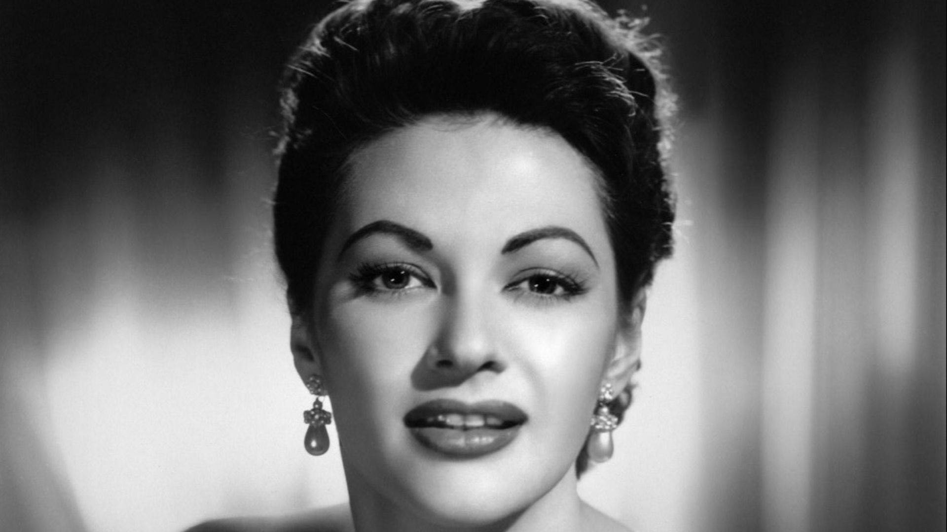 Publicity photo of Canadian-American actress Yvonne De Carlo, circa 1955.