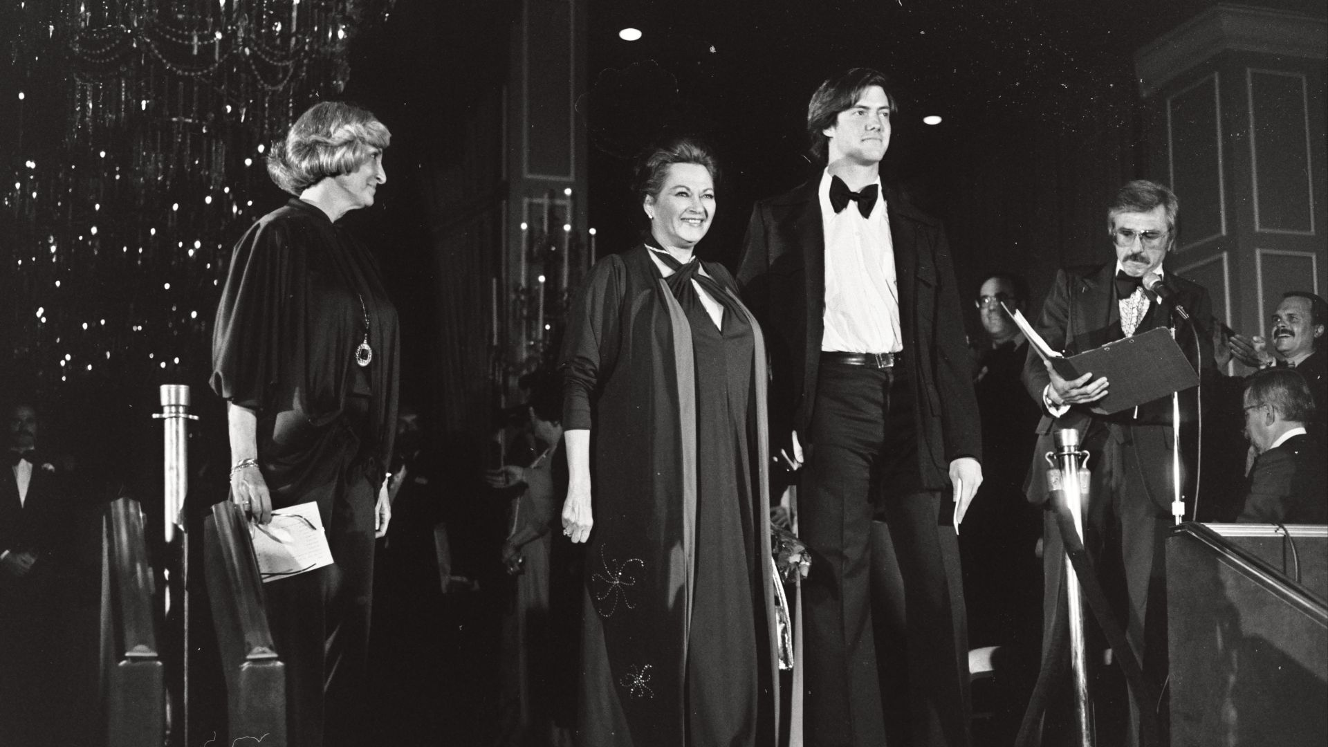 Yvonne De Carlo and her son, Bruce Morgan, at the National Film Society convention, May 1979.   

NOTE:  Permission granted to copy, publish, broadcast or post any of my photos, but please credit