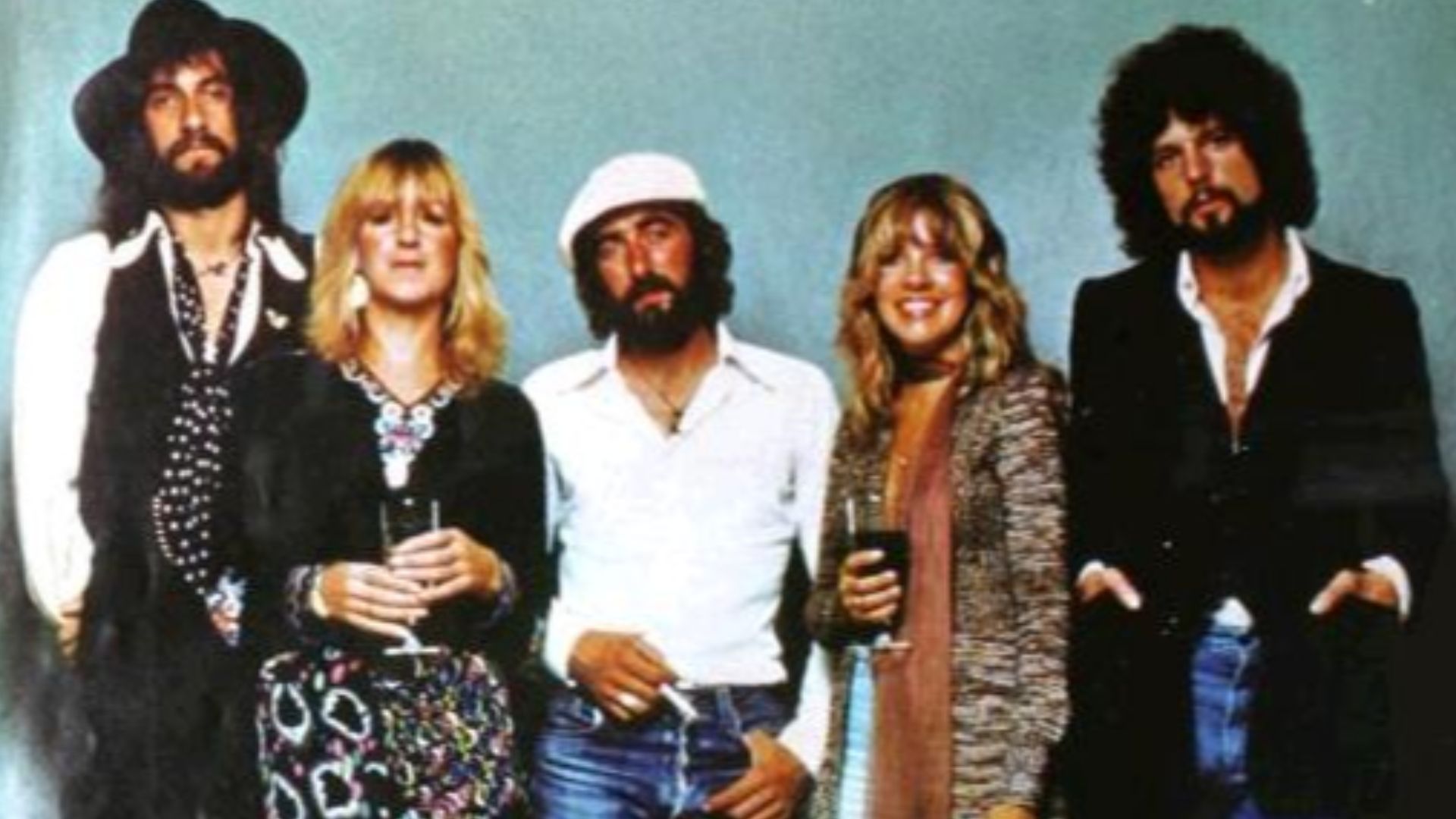 Trade ad for Fleetwood Mac's album Rumours.To better adapt it to his respective Wikipedia article, the ad was cropped and cleaned in a graphics editing program. The original can be viewed at the source below.