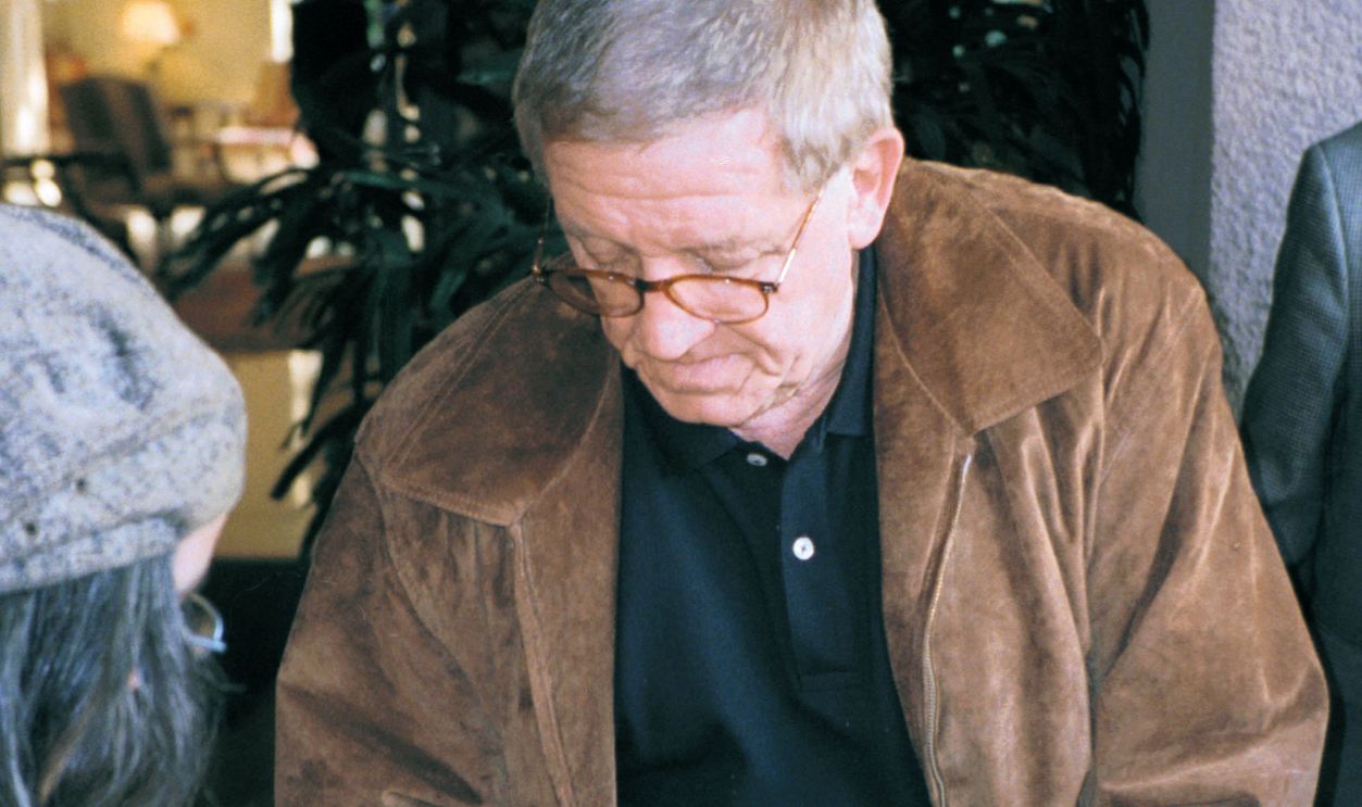 400088 06: Actor George Lindsey signs autographs outside Ritz-Carlton during TV Lands TCA Press Tour January 18, 2002 in Pasadena, CA.