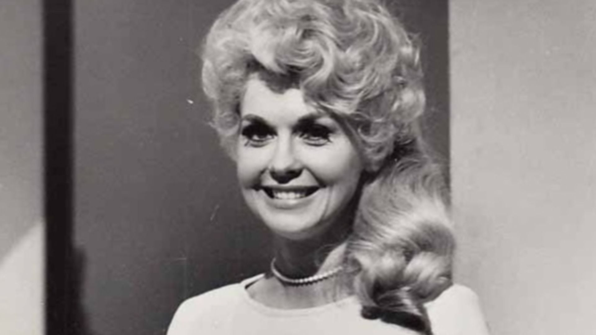 Donna Douglas in 1967