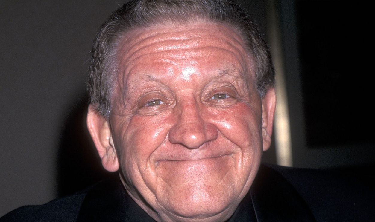 CENTURY CITY, CA - MARCH 3: Actor George Lindsey attends the 12th Annual Producers Guild of America Golden Laurel Awards on March 3, 2001 at the Century Plaza Hotel in Century City, California.