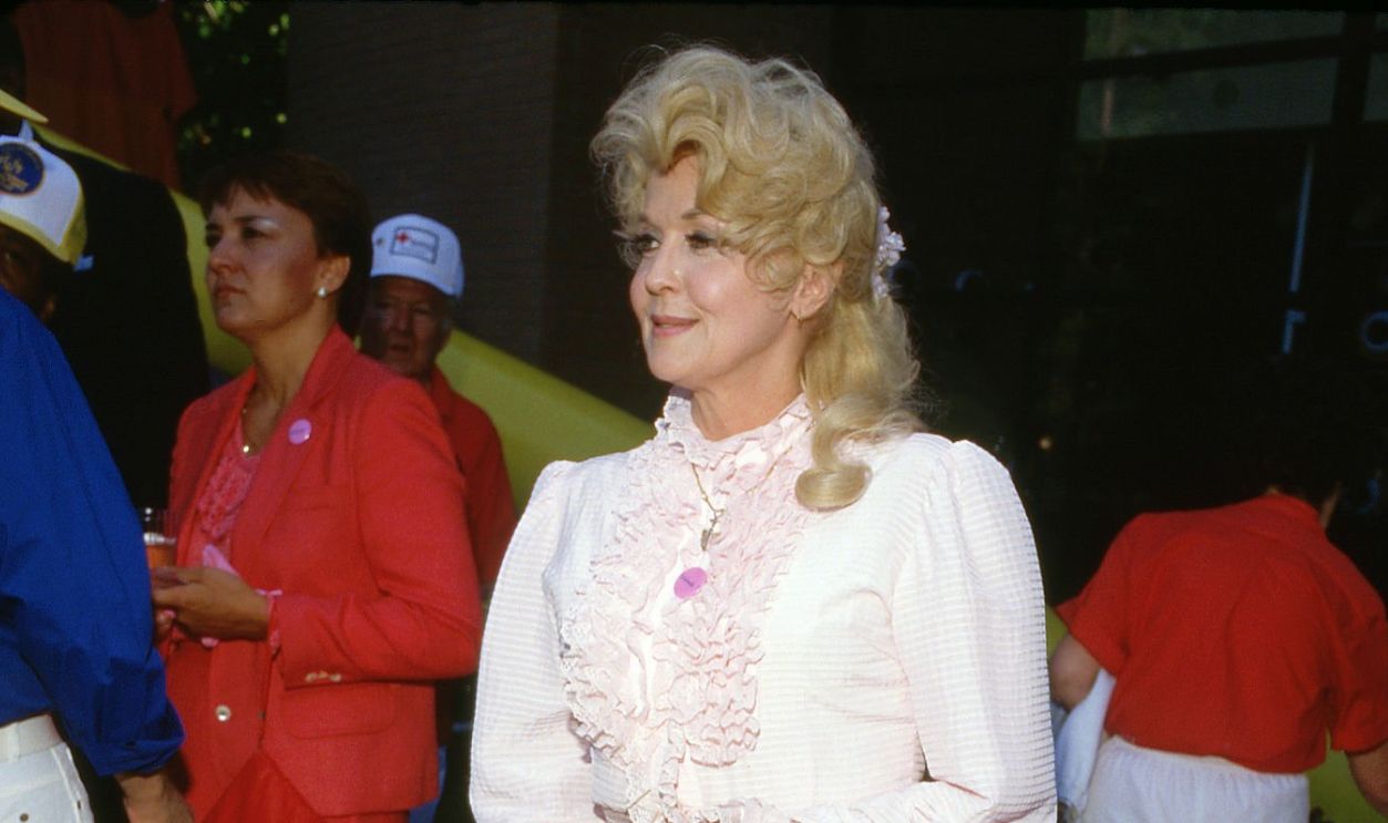 Donna Douglas June 1987