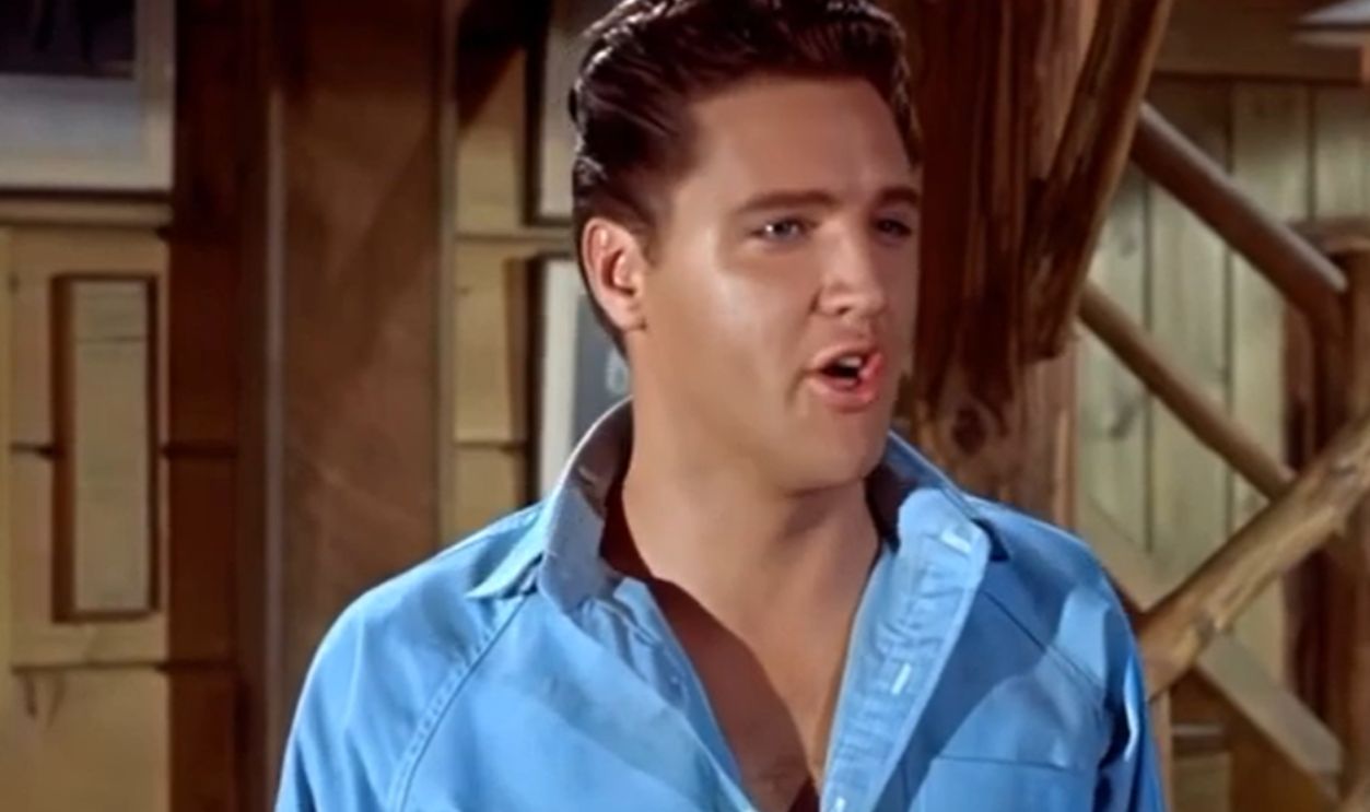   Screenshot from  Kid Galahad (1962)