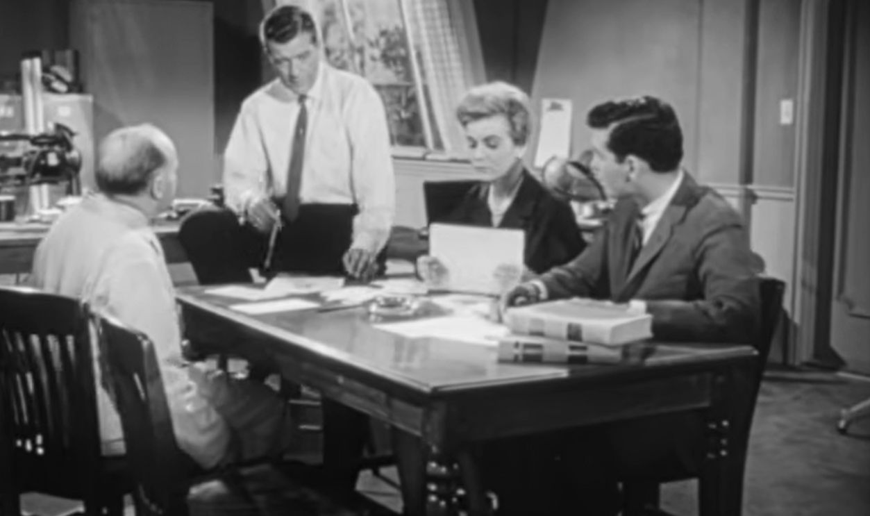 Screenshot from 21 Beacon Street, NBC (1959–1960)