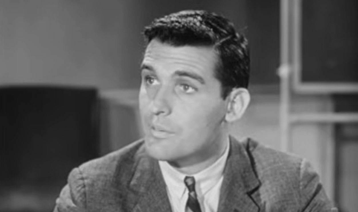 Screenshot from 21 Beacon Street, NBC (1959–1960)