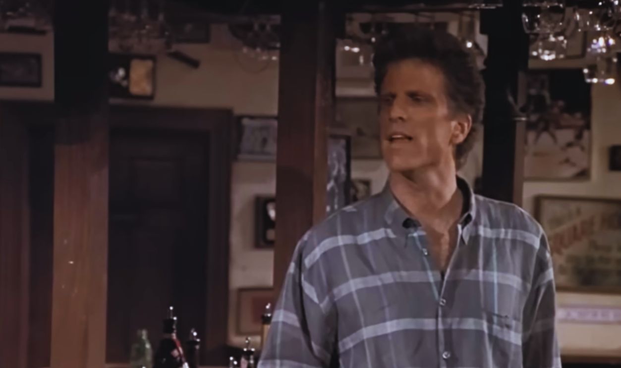 Screenshot from Cheers (1982–1993)