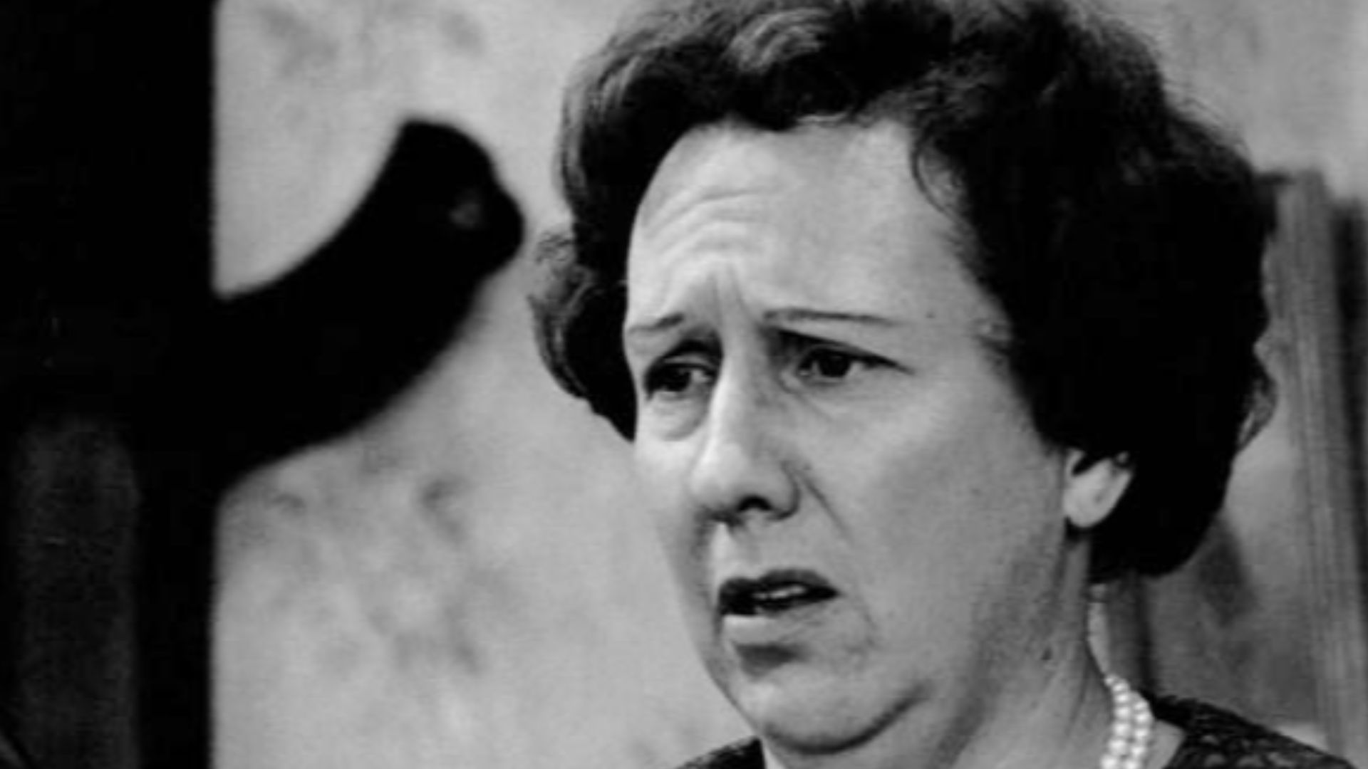 Photo of Carroll O'Connor and Jean Stapleton as Archie and Edith Bunker from the television program All In the Family.