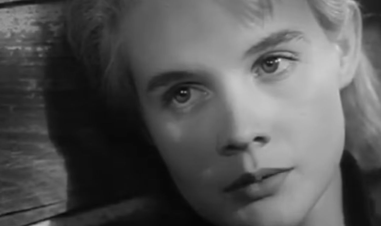 Screenshot from Baby Doll (1956)
