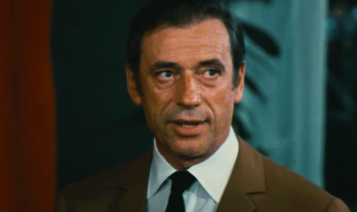 Screenshot from Z (1969)