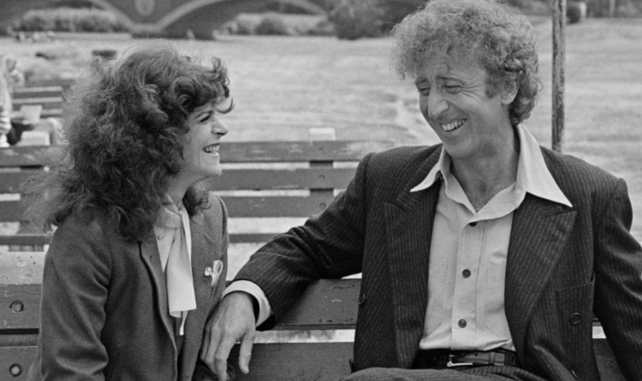 American director and actor Sidney Poitier with Gilda Radner and Gene Wilder on the set of his movie Hanky Panky, September 1981, in Boston.