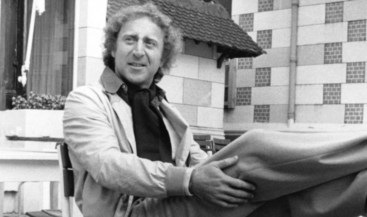 L'acteur, réalisateur et scénariste américain Gene Wilder sur la terrasse de l'hôtel Normandy à Deauville, France, lors de sa venue au festival en septembre 1979.