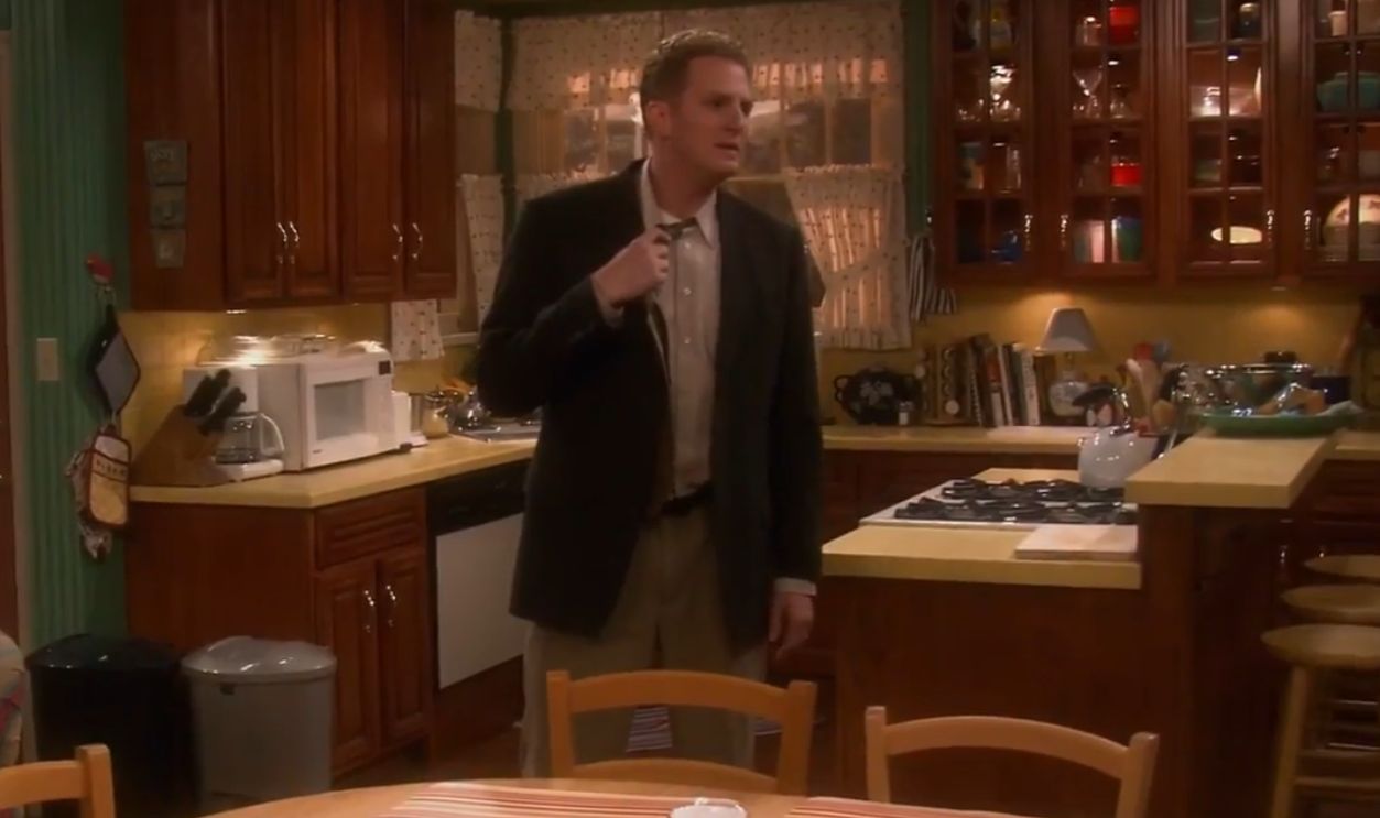 Screenshot from   The War at Home (2005–2007)