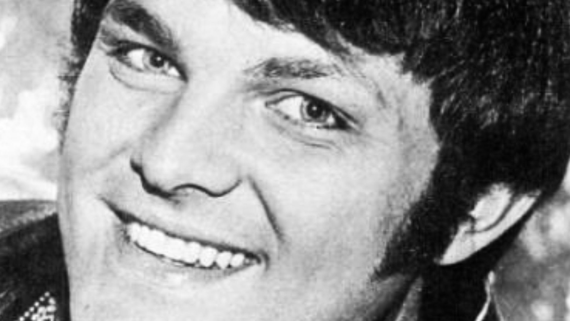 Trade ad for ABC / Dunhill Records featuring Tommy Roe.To better adapt it to his respective Wikipedia article, the ad was cropped and cleaned in a graphics editing program. The original can be viewed at the source below.