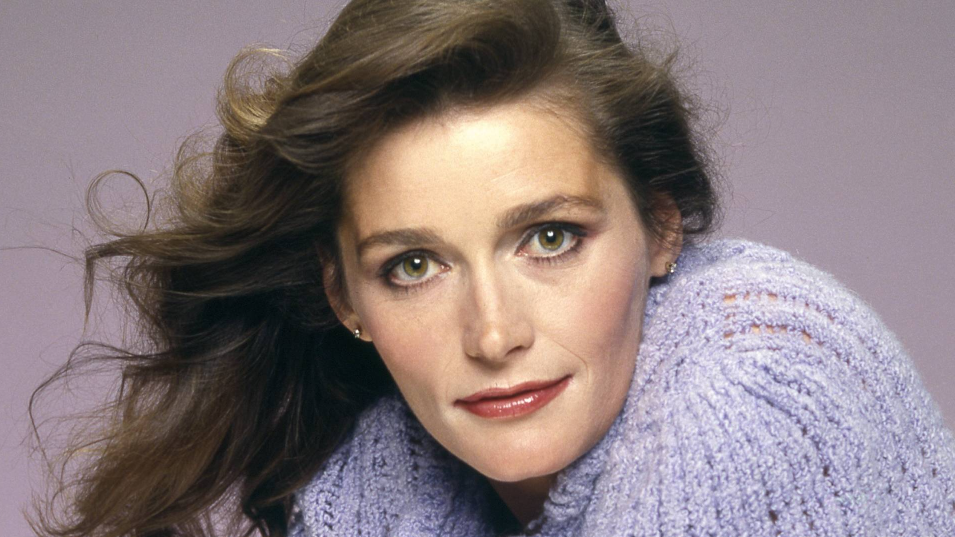 LOS ANGELES - 1985: Actress Margot Kidder poses for a portrait in 1985 in Los Angeles, California.