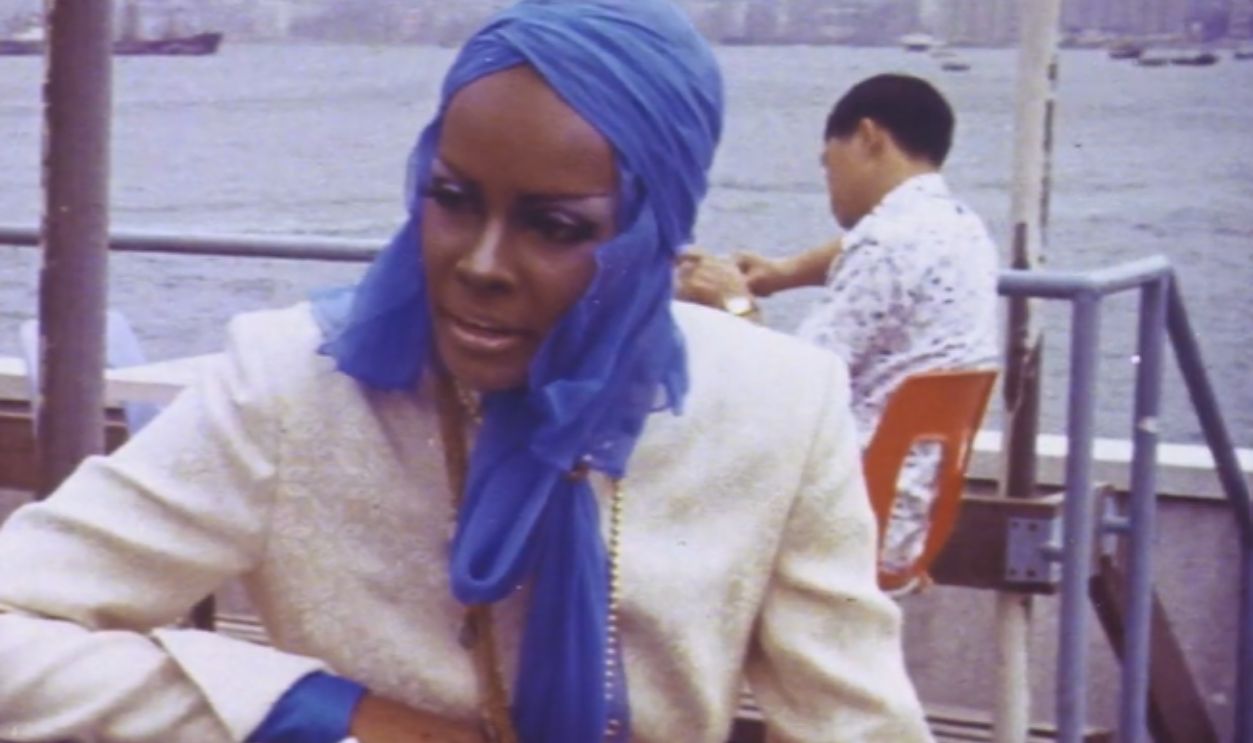 Screenshot from Cleopatra Jones and the Casino of Gold (1975) 