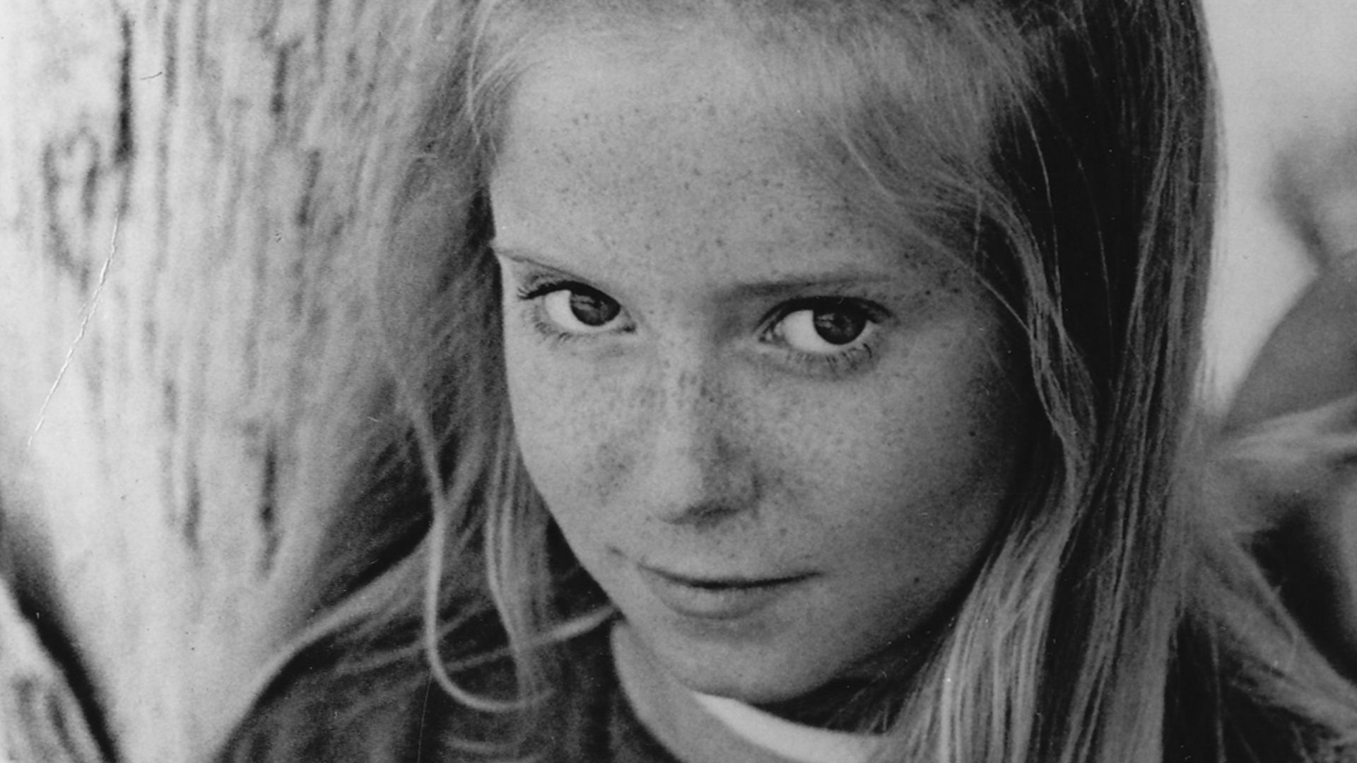 Publicity photo of American child actresss, Eve Plumb, circa 1971, demonstrating a