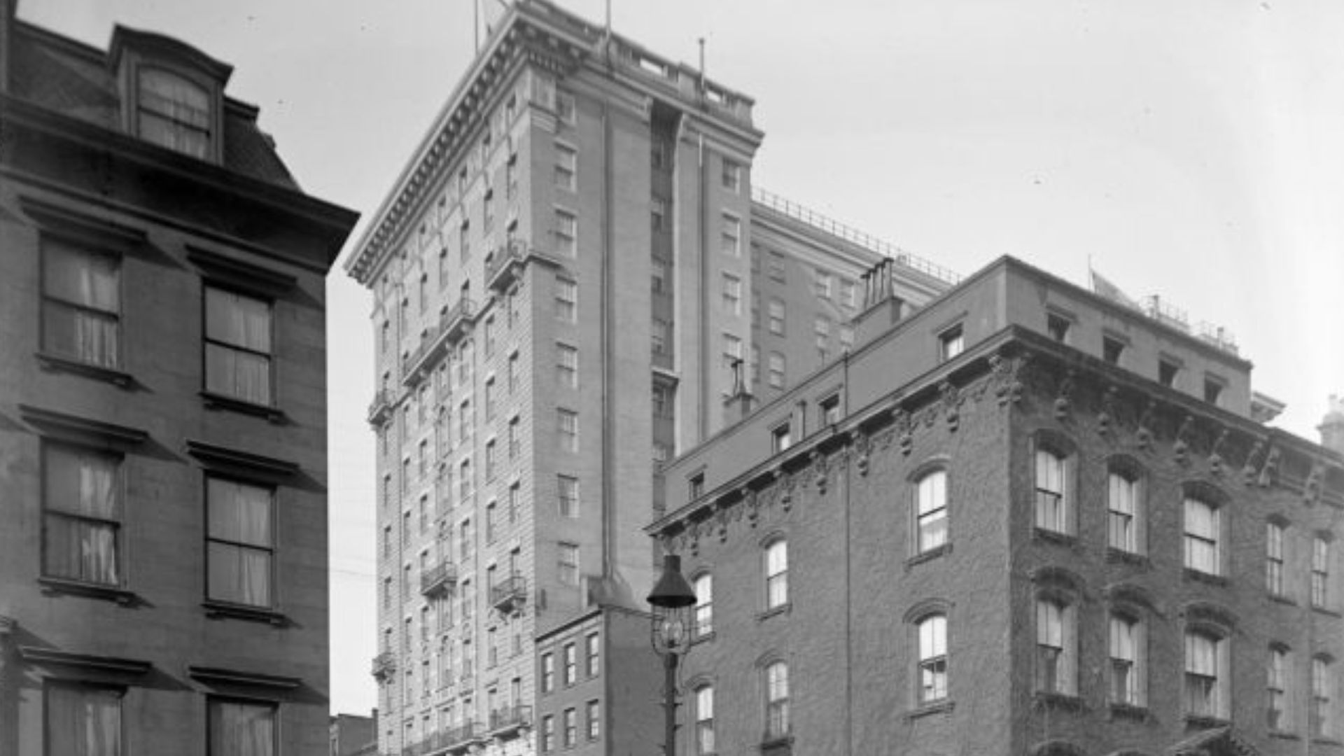 The Hotel Martha Washington (now The Redbury) shortly after construction in 1903