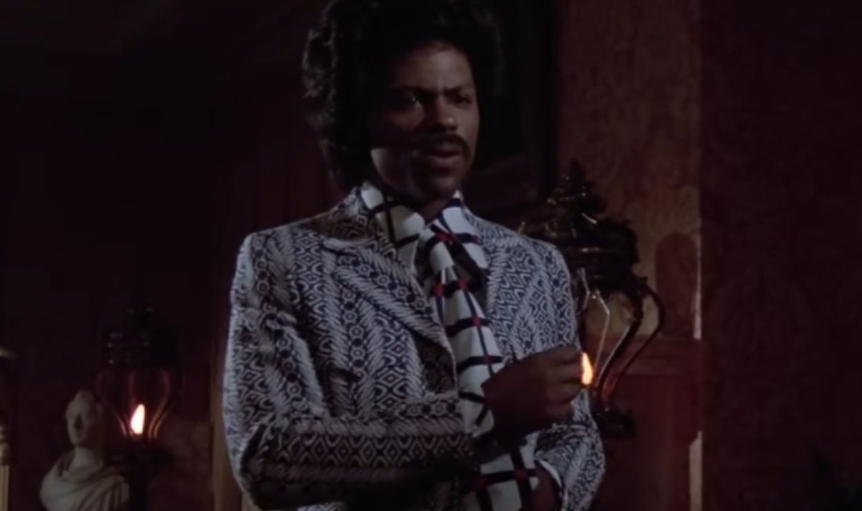Screenshot from Scream Blacula Scream (1973) 