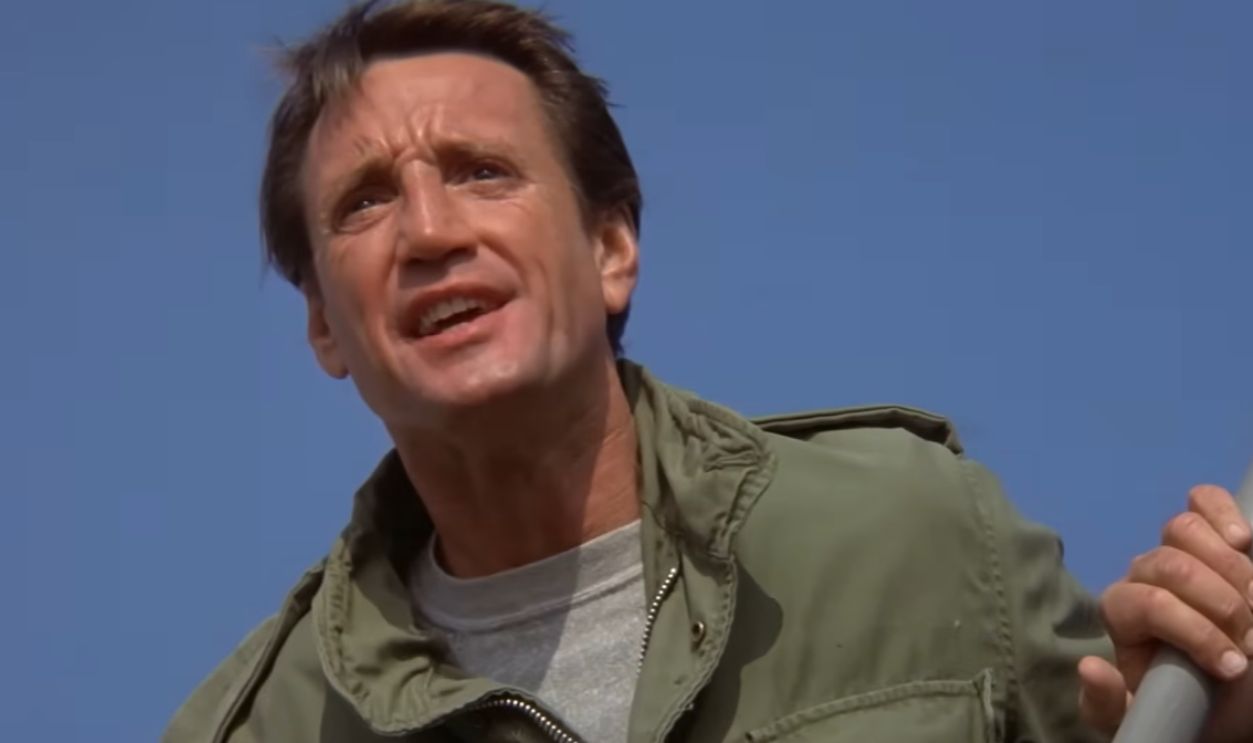 Screenshot from Jaws 2 (1978)