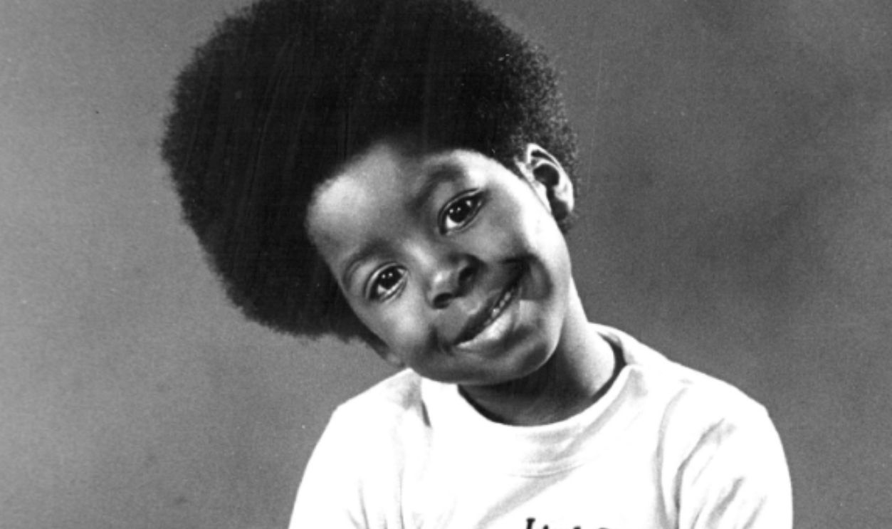 JAN 8 1974,JAN 9 1974, JAN 10 1974 FAMOUS
