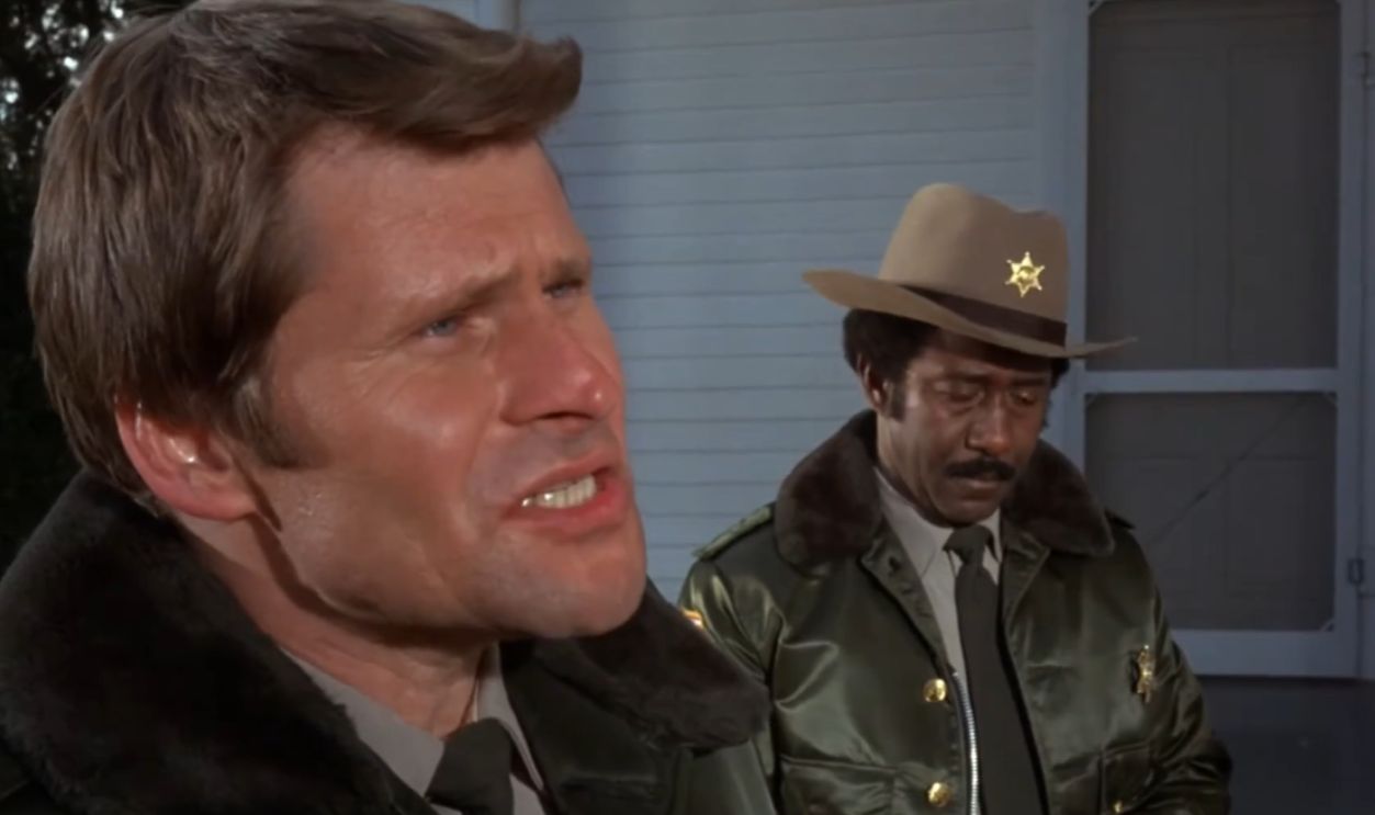 Screenshot from Walking Tall Part II (1975) 