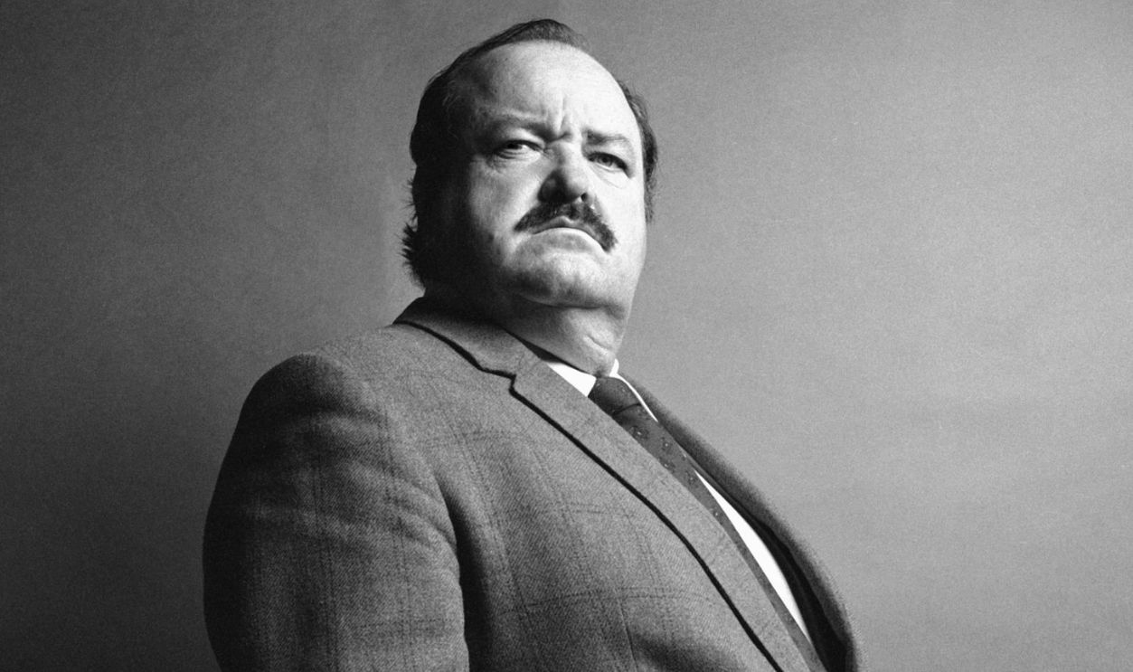 Low-angle promotional portriat of American actor William Conrad (1920 - 1994) (born William Cann), in costume as Frank Cannon, for the television show 'Cannon,' April 6, 1971.