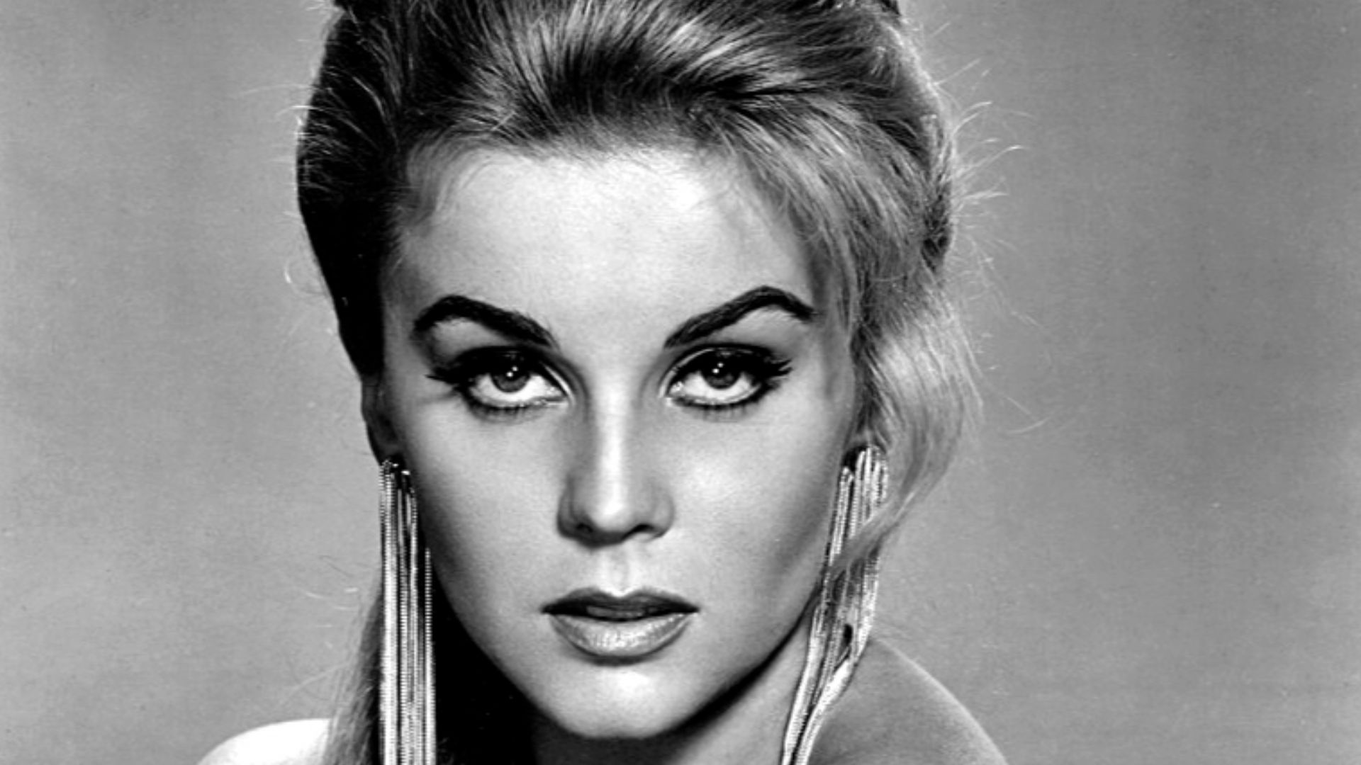 Studio original publicity photo of Ann-Margret.
