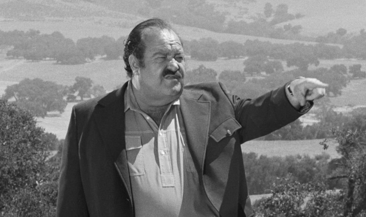 LOS ANGELES - NOVEMBER 15: 'Child of Fear,' William Conrad as Frank Cannon in the CBS television network series 