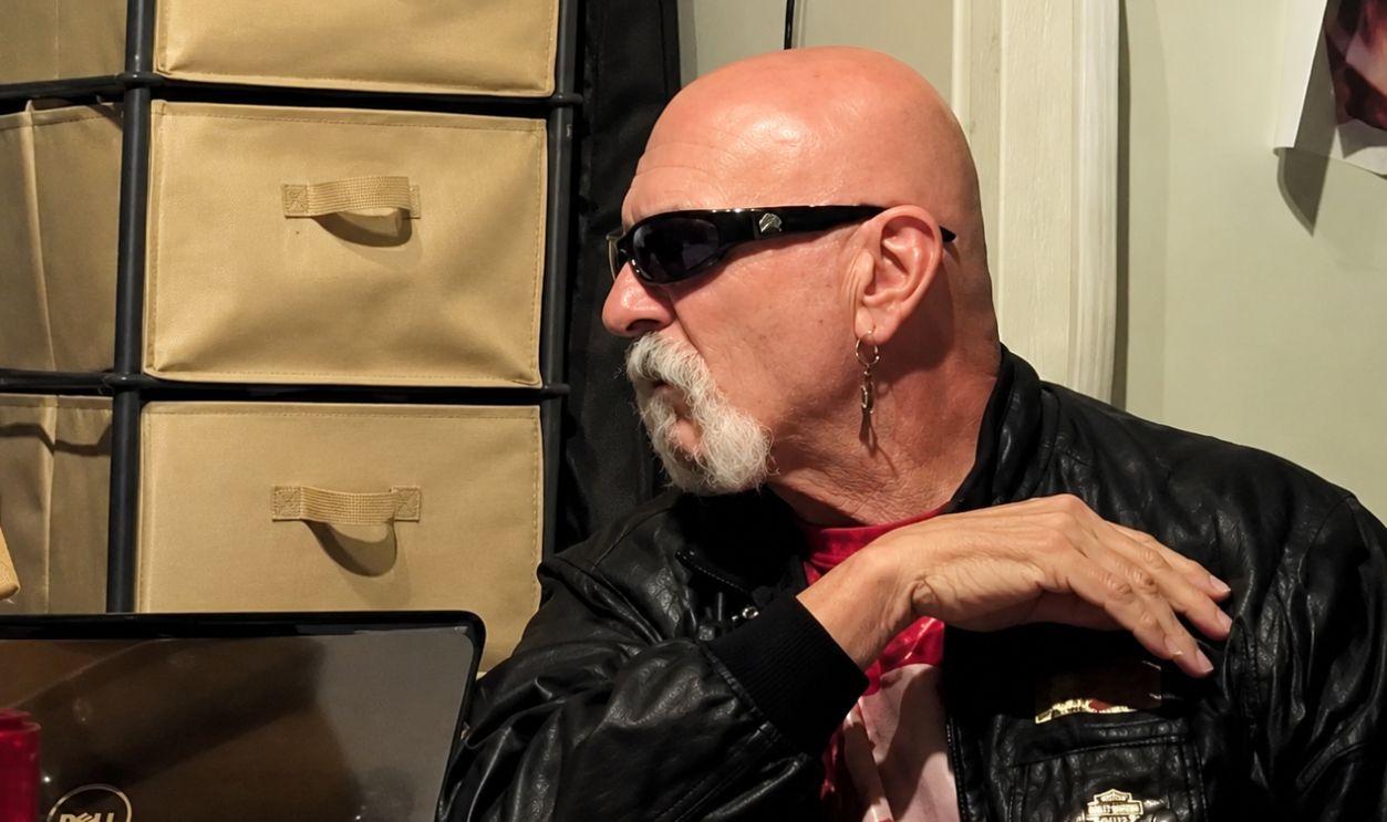 Screenshot from Swoop's World Radio (2010- Present) 