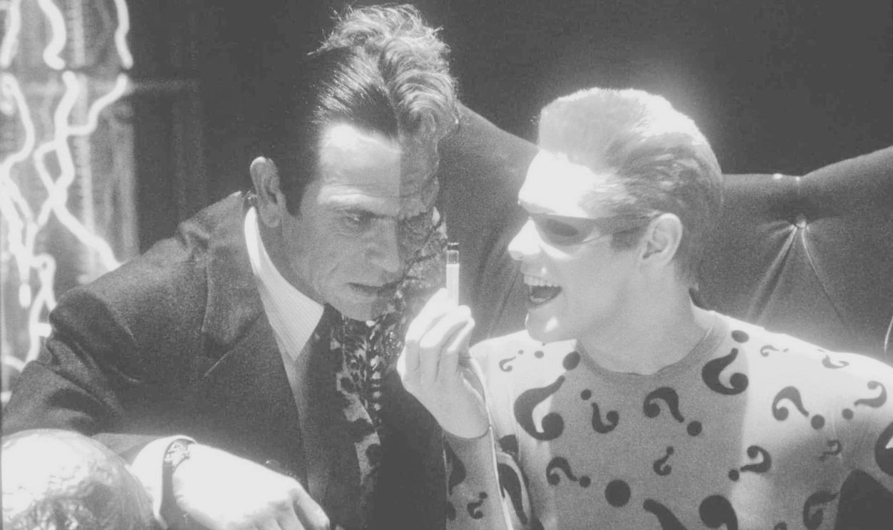 GettyImages-856630 (TOMMY LEE JONES) AND THE RIDDLER(JIM CARREY)