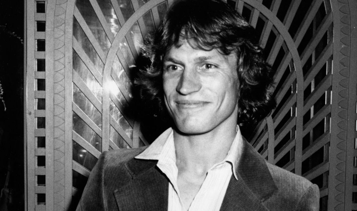 BEVERLY HILLS, CA - SEPTEMBER 18: Actor Michael Beck attends