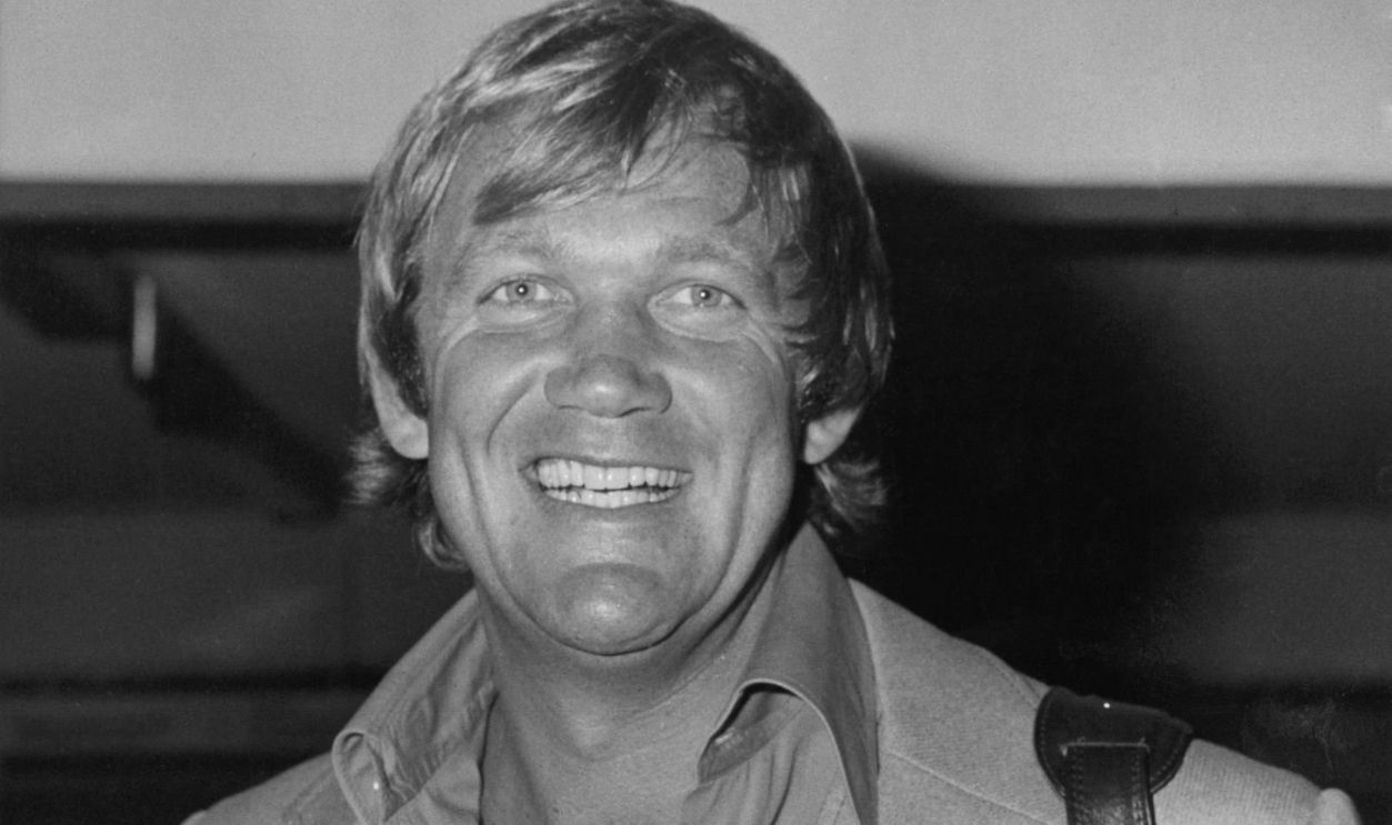 Swedish-American actor Bo Svenson arrives at Heathrow Airport in London from the United States, 12th July 1976.