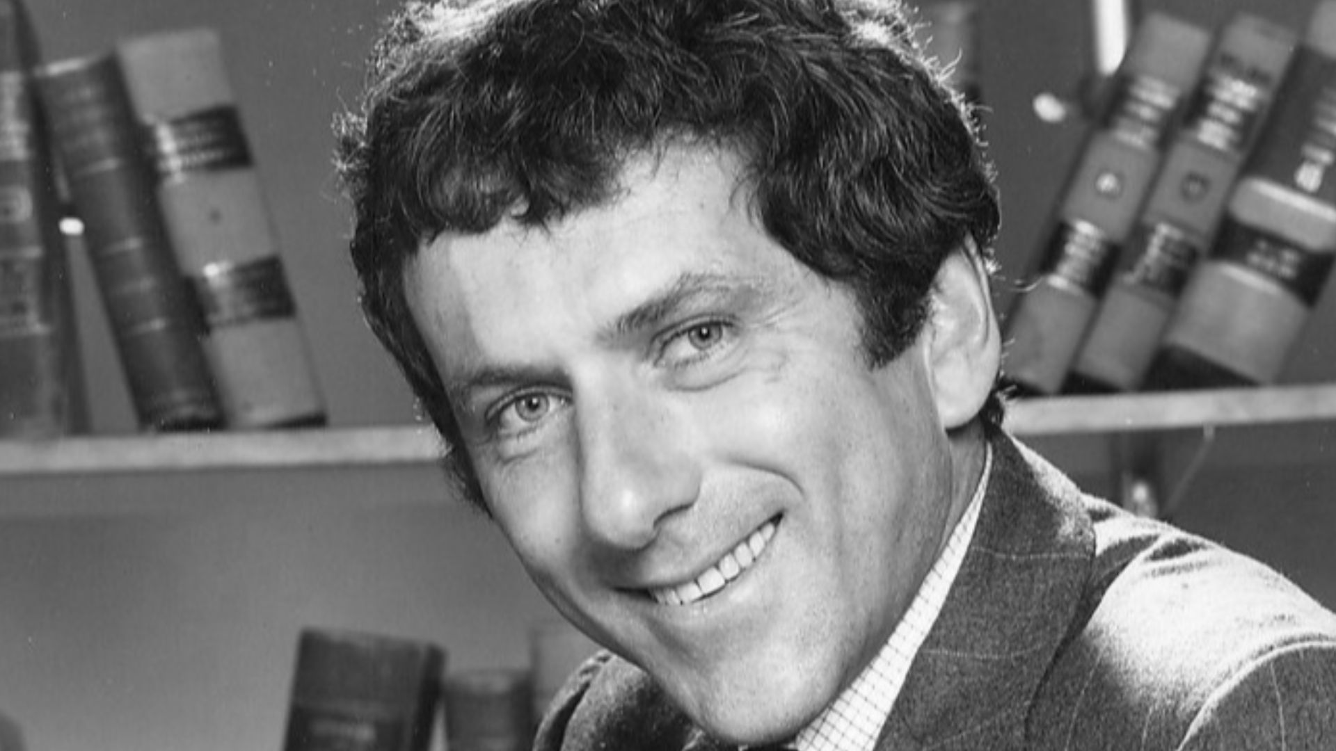 Photo of Barry Newman as Tony Petrocelli from the television program Petrocelli.