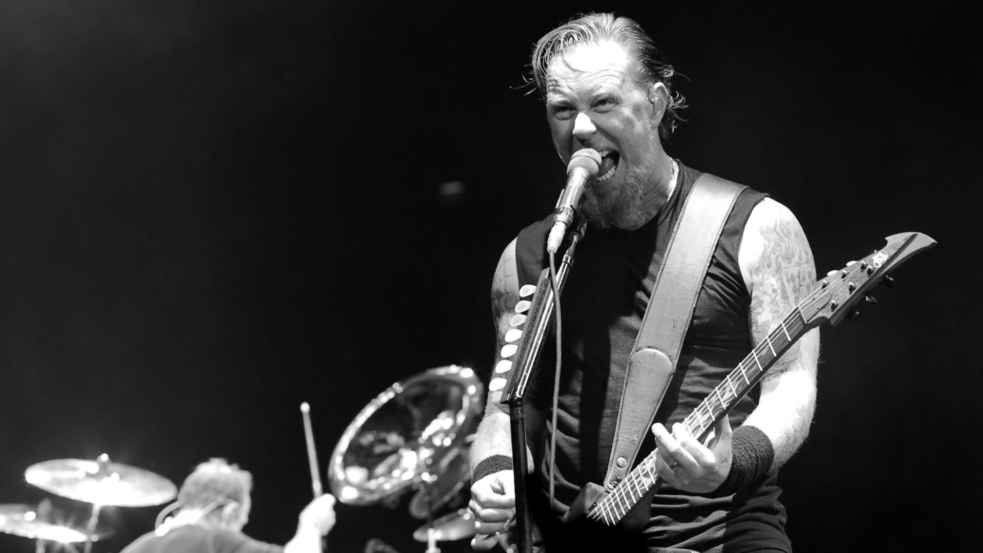 James Hetfield performing live with Metallica at the O2 Arena in London, England on 15 September 2008
