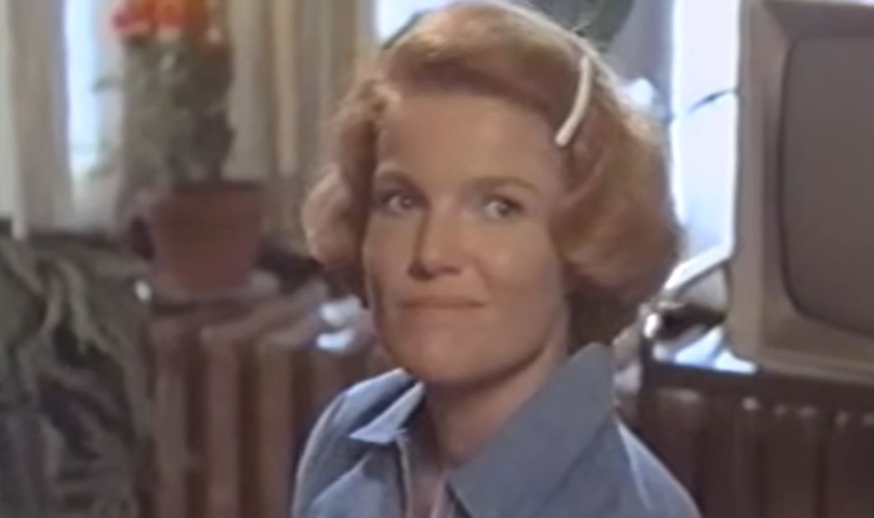 Screenshot from Cold Turkey (1971)