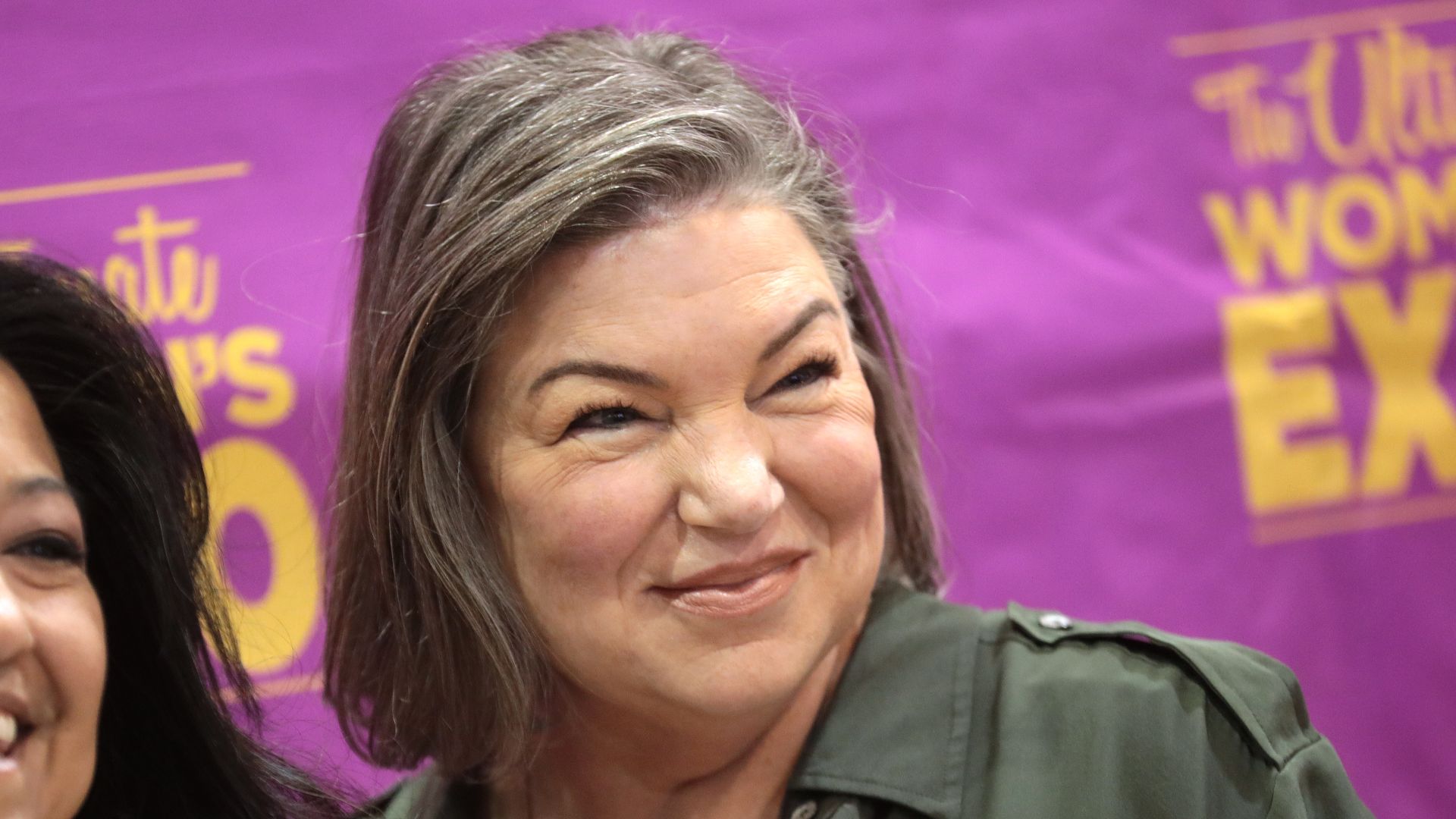 Mindy Cohn speaking with attendees at the 2019 Arizona Ultimate Women's Expo at the Phoenix Convention Center in Phoenix, Arizona.

Please attribute to Gage Skidmore if used elsewhere.