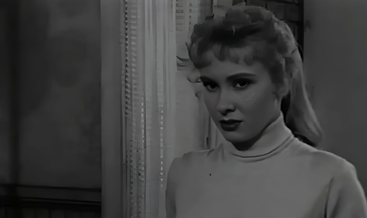 Screenshot from Girls Town (1959)