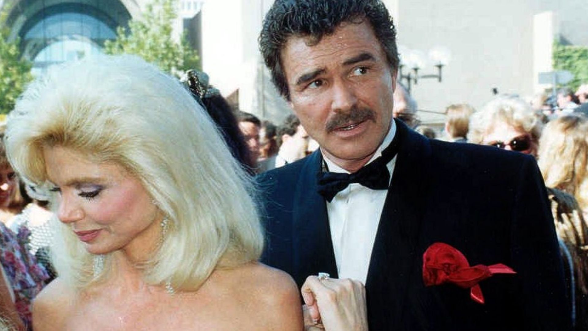 Loni Anderson and Bert Reynolds at the 43rd Emmy Awards, 1991.