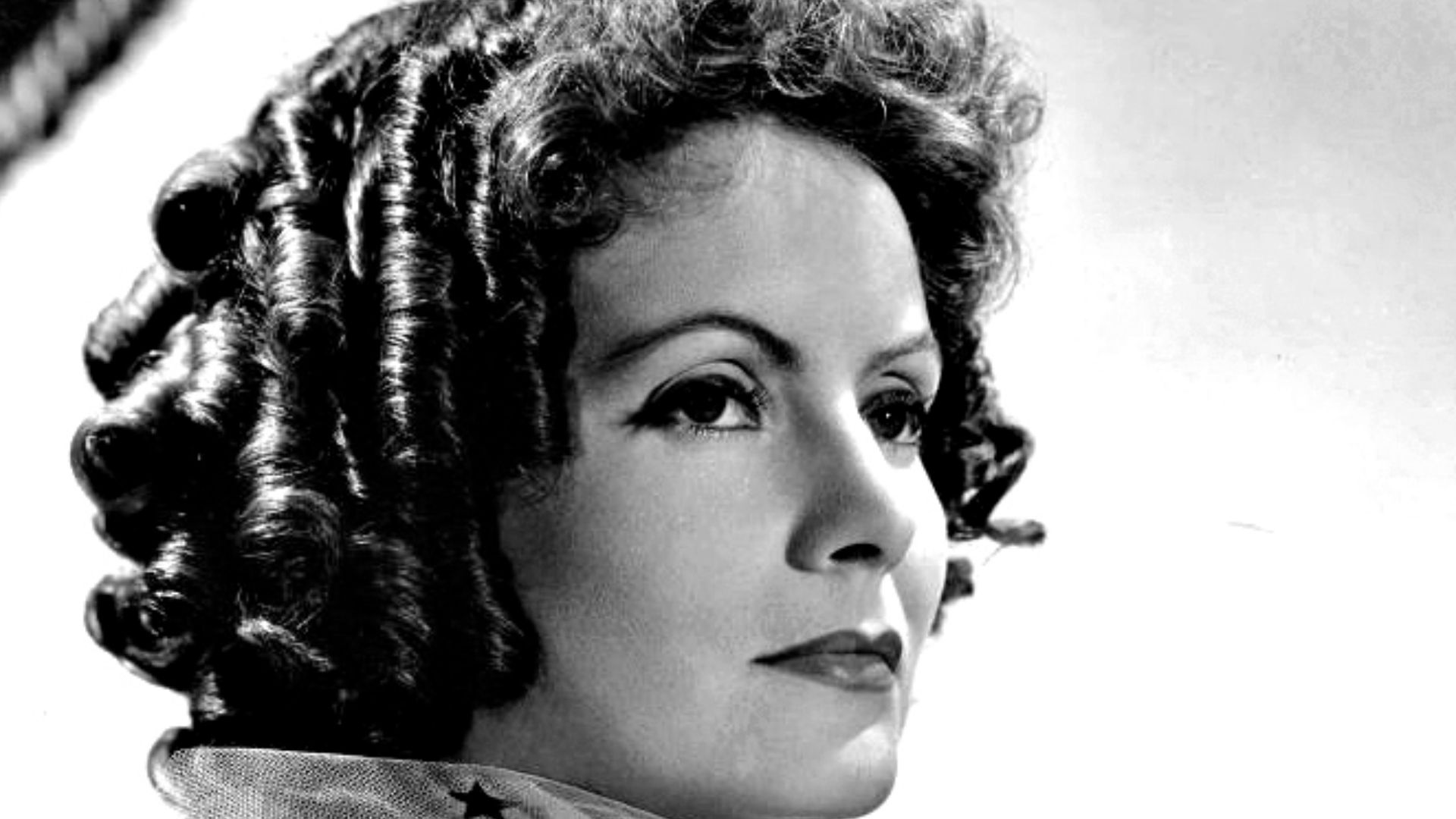Promotional photo of Greta Garbo in Camille