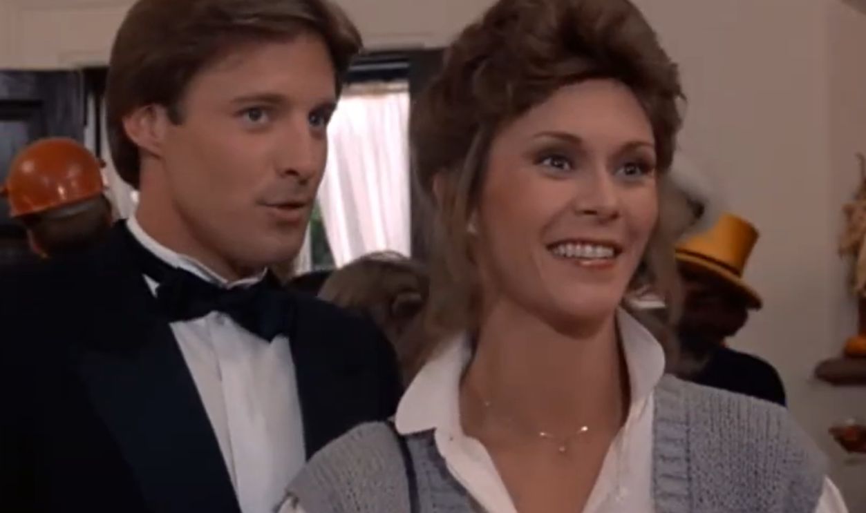 Screenshot from Scarecrow and Mrs. King, CBS (1983–1987)