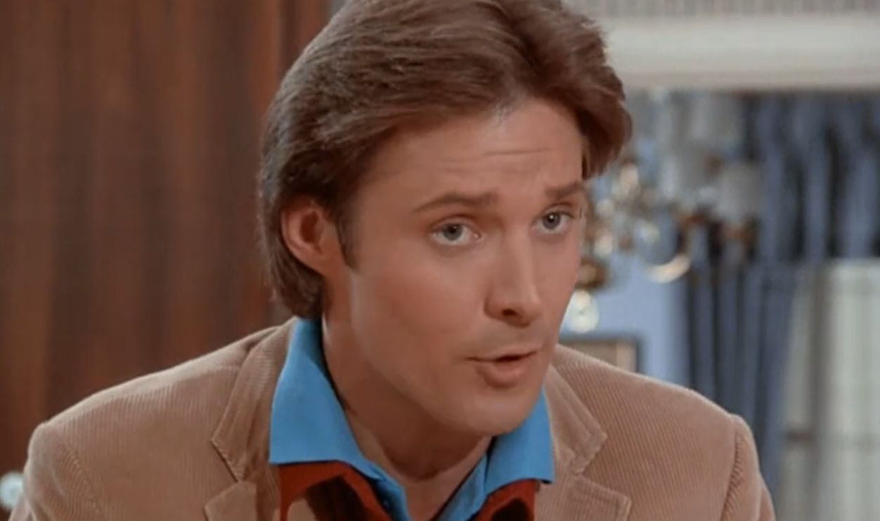 Screenshot from Scarecrow and Mrs. King, CBS (1983–1987)