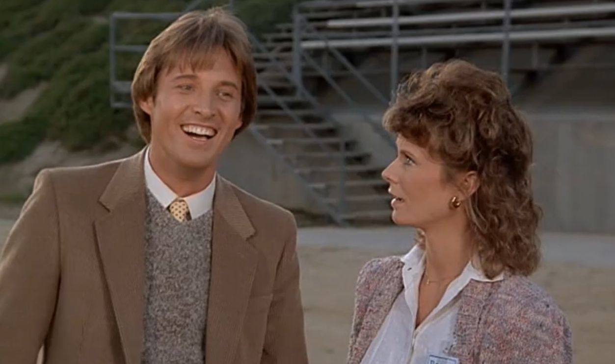 Screenshot from Scarecrow and Mrs. King, CBS (1983–1987)